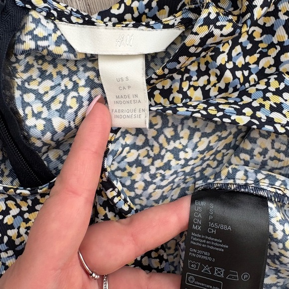 H&M size A Long Sleeve Women's Top - Picture 5 of 6